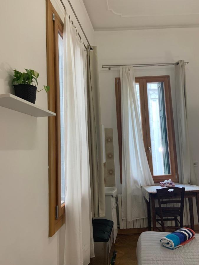 Hostal Archie's House Venecia