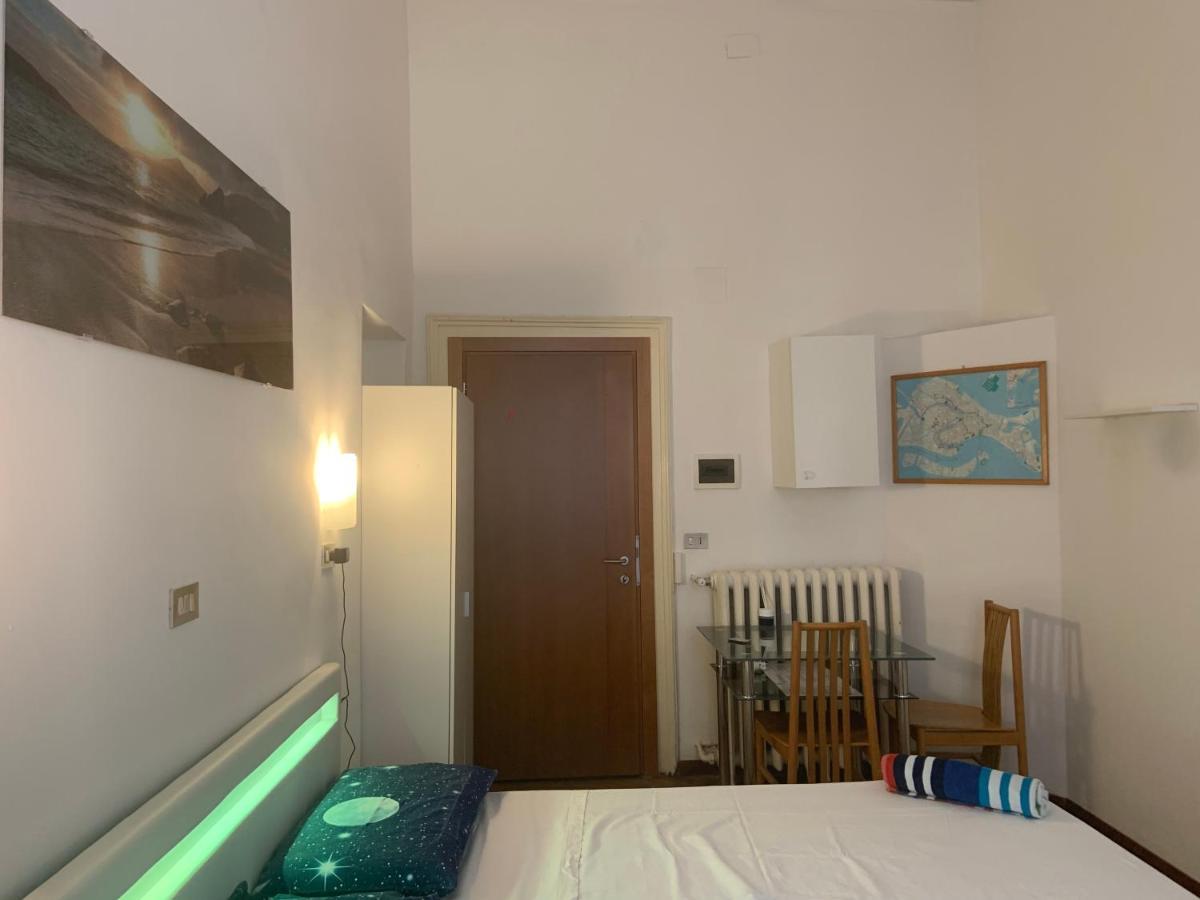 Archie's House Hostal